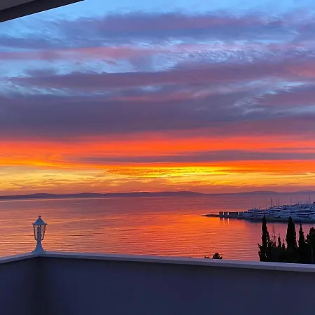 Luxury Sea View * Jesenice (Split-Dalmatia)