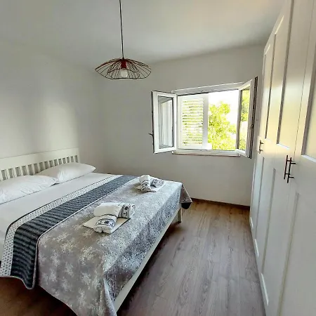 Luxury Sea View Apartment Jesenice (Split-Dalmatia)