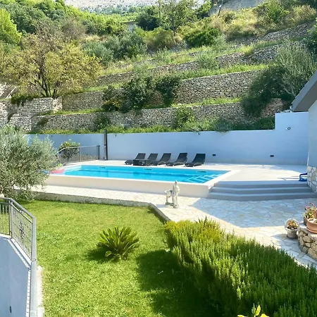 Apartment Luxury Sea View