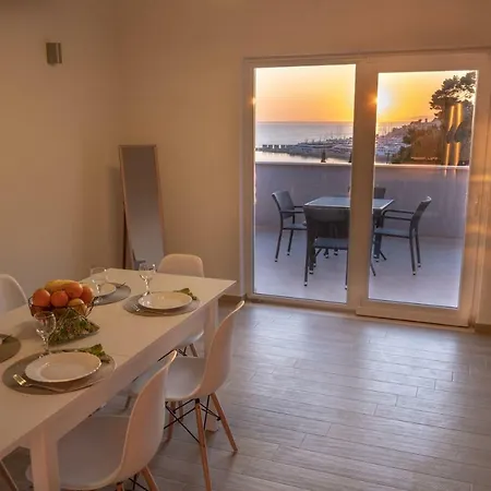 Luxury Sea View *
